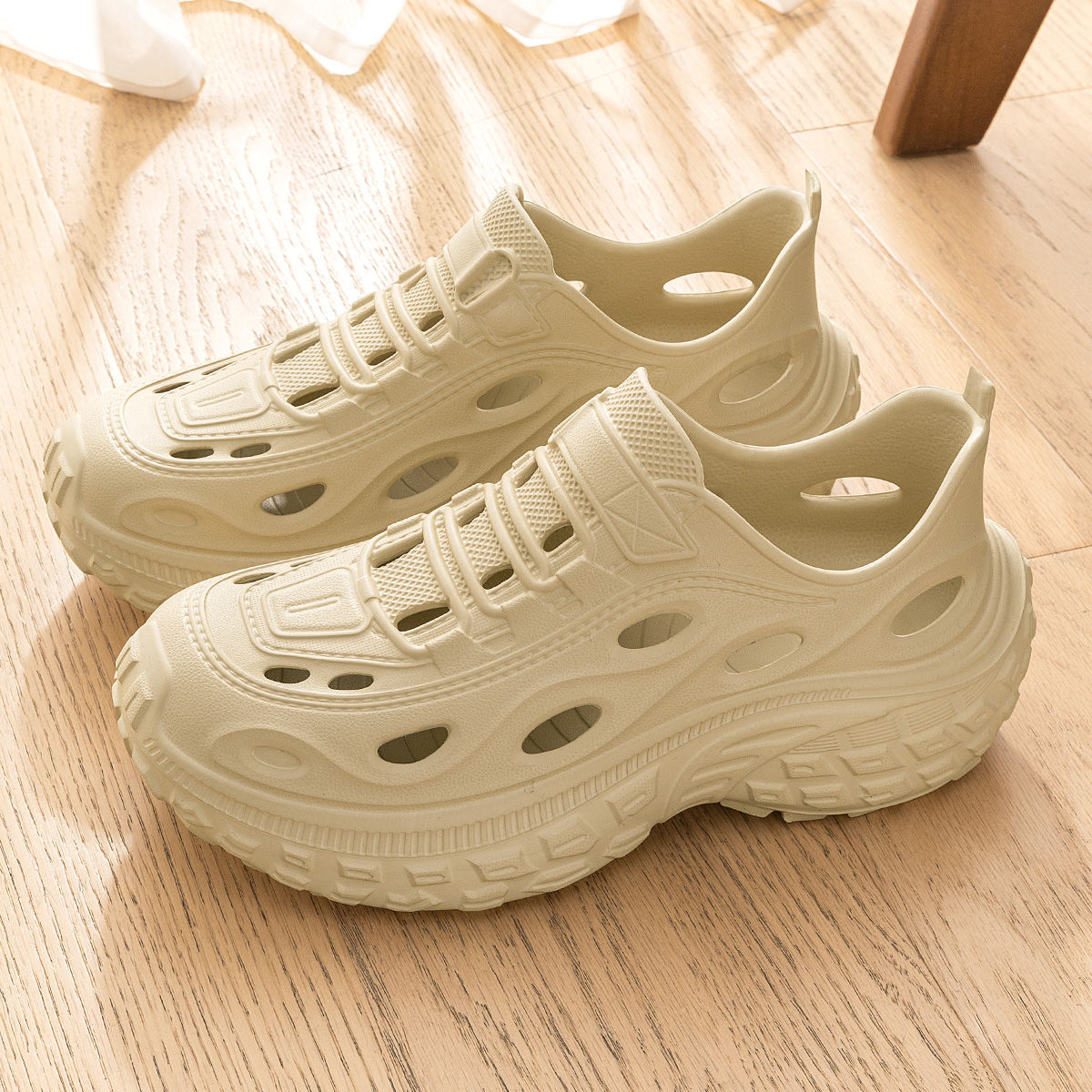 Men's Summer Clogs for Outdoor - Aquatic Sports Shoes 评论和价格